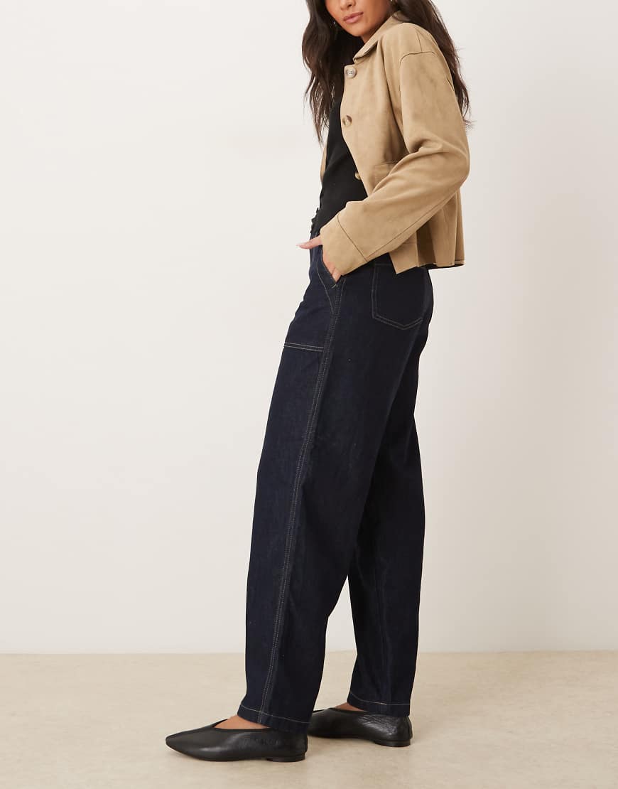 JDY - Jeans in Dunkelblau mit weitem Bein, Nahtdetails und hohem Bund von JDY