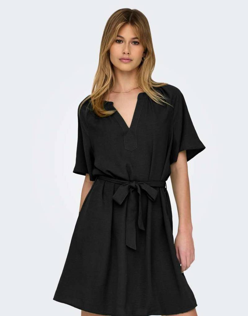 JDY - Kleid in Schwarz von JDY