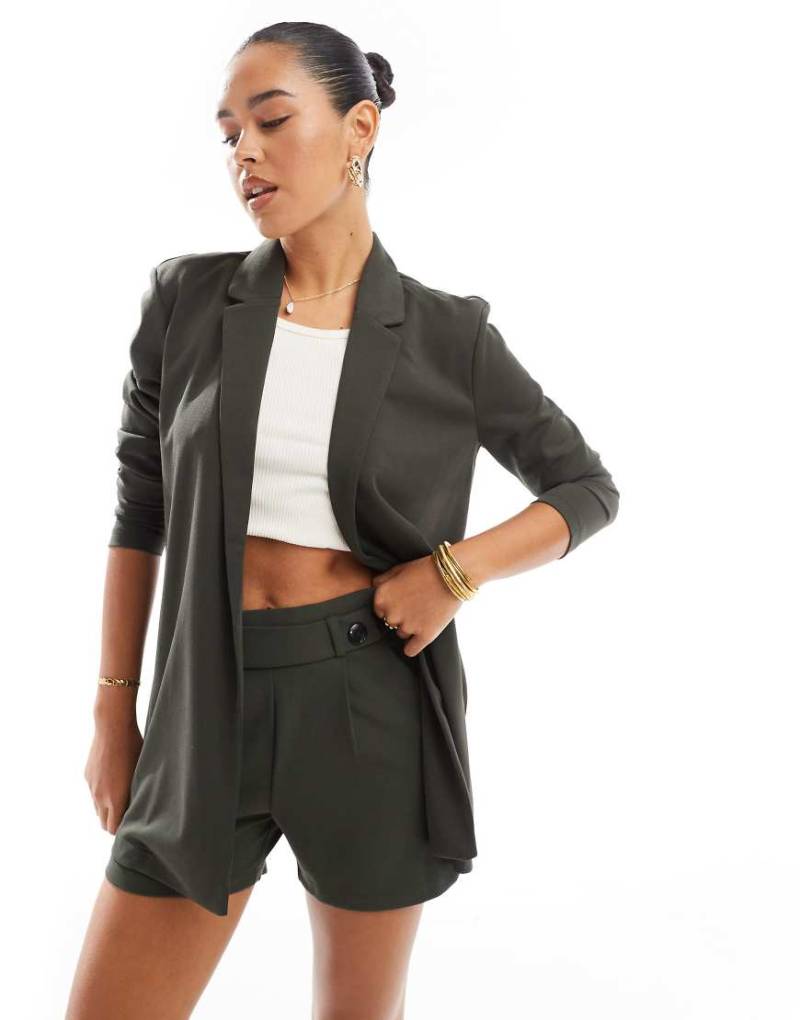 JDY - Legerer Blazer in Dunkelgrün, Kombiteil-Schwarz von JDY