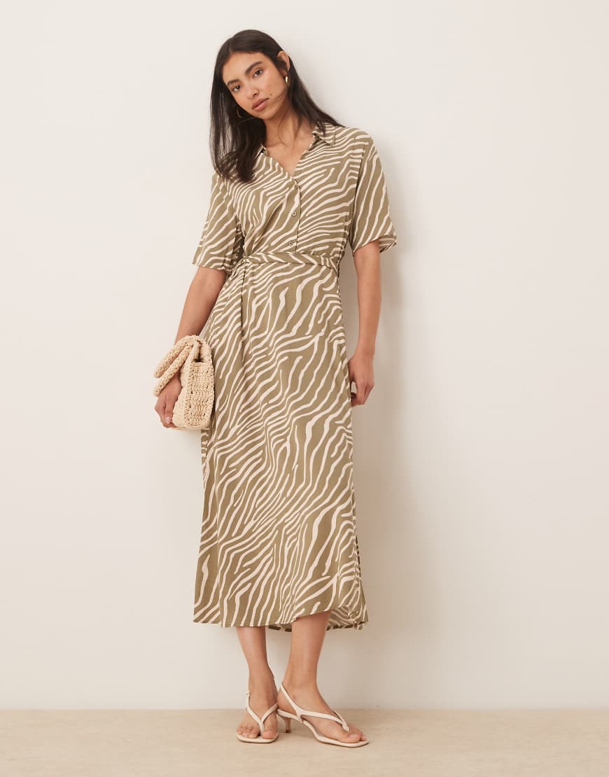 JDY - Midi-Hemdblusenkleid mit Bindegürtel und Zebramuster-Schwarz von JDY