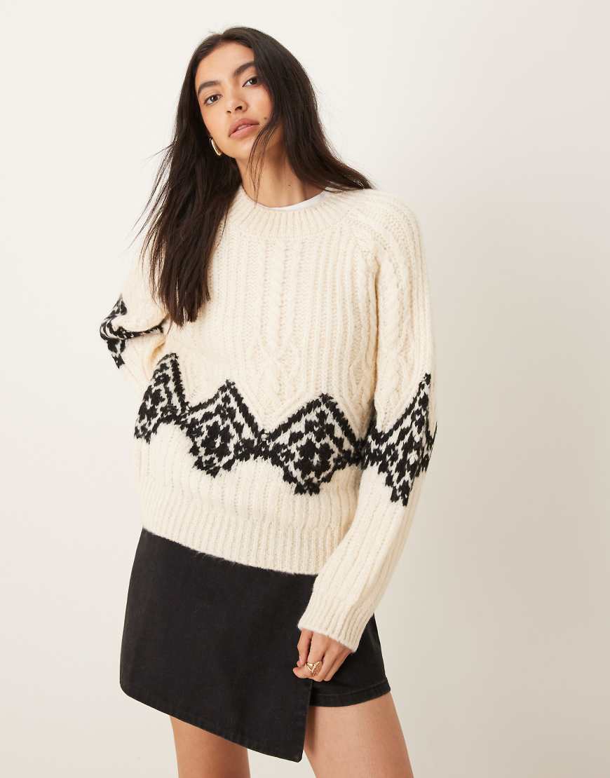 JDY - Oversize-Pullover aus Grobstrick in Ecru-Weiß von JDY