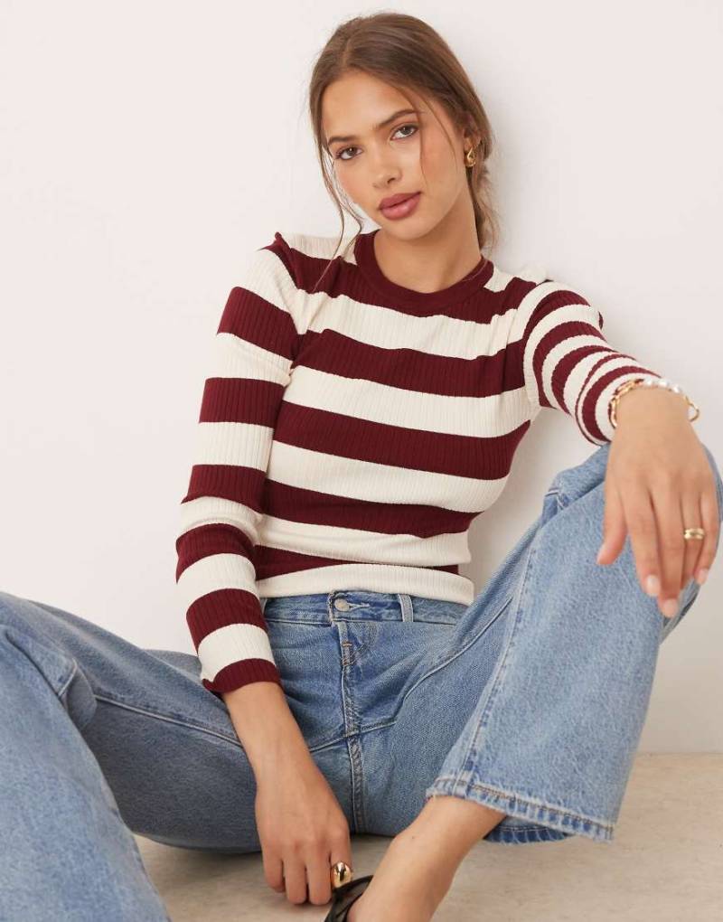JDY - Pullover mit Rundhalsausschnitt und Streifen in Burgunderrot von JDY