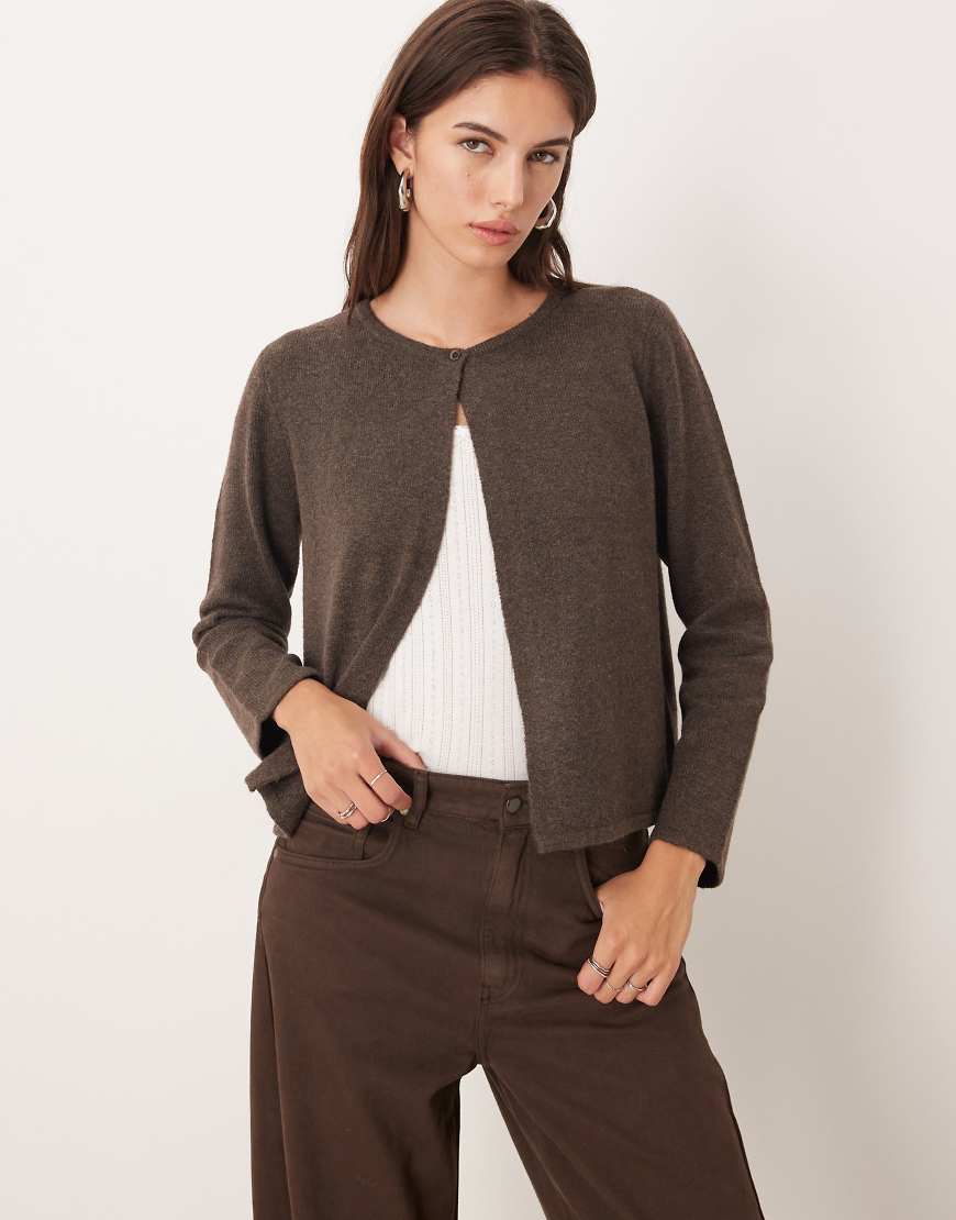 JDY - Strickjacke in Braun mit einem Knopf-Brown von JDY