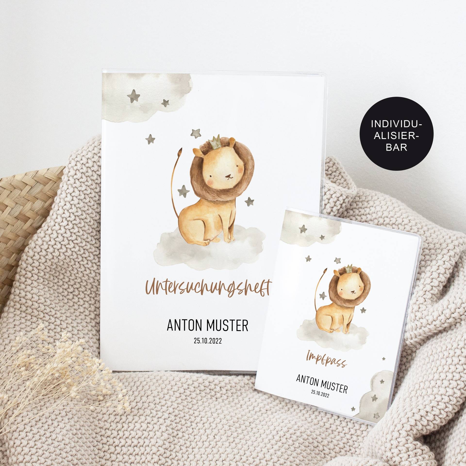 U Heft Hülle "Löwe" Mit Impfpass Set Personalisiert - Untersuchungsheft Schutzhülle Für Mädchen Oder Jungen Zur Geburt von JDesignerie