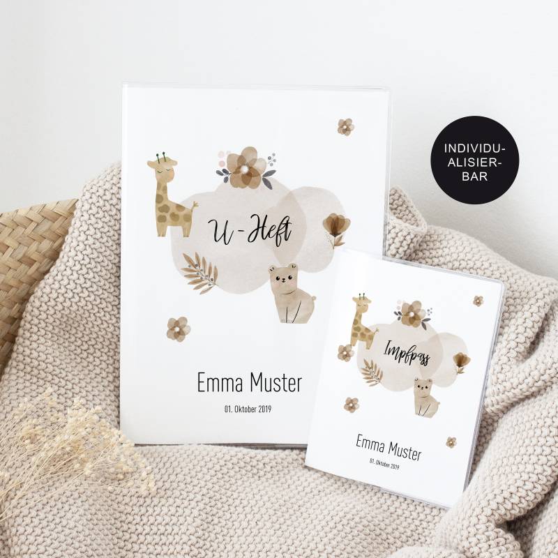 U-Heft Hülle Mit Impfpass Set Personalisiert - Geschenk Geburt Taufe Mädchen Junge Schutzhülle Umschlag 3 Fächer Namen von JDesignerie