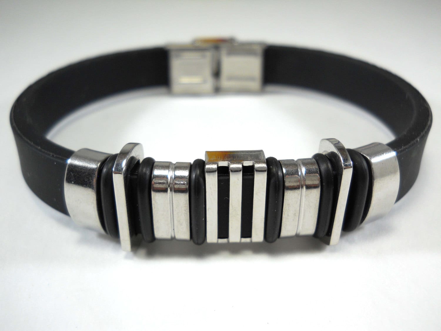 304 Edelstahl Und Schwarze Bands Silikon 8 1/2 "Herren Armband, Geschenk Für Männer, Herren Schmuck, Mode Armband von JDsFashionJewelry