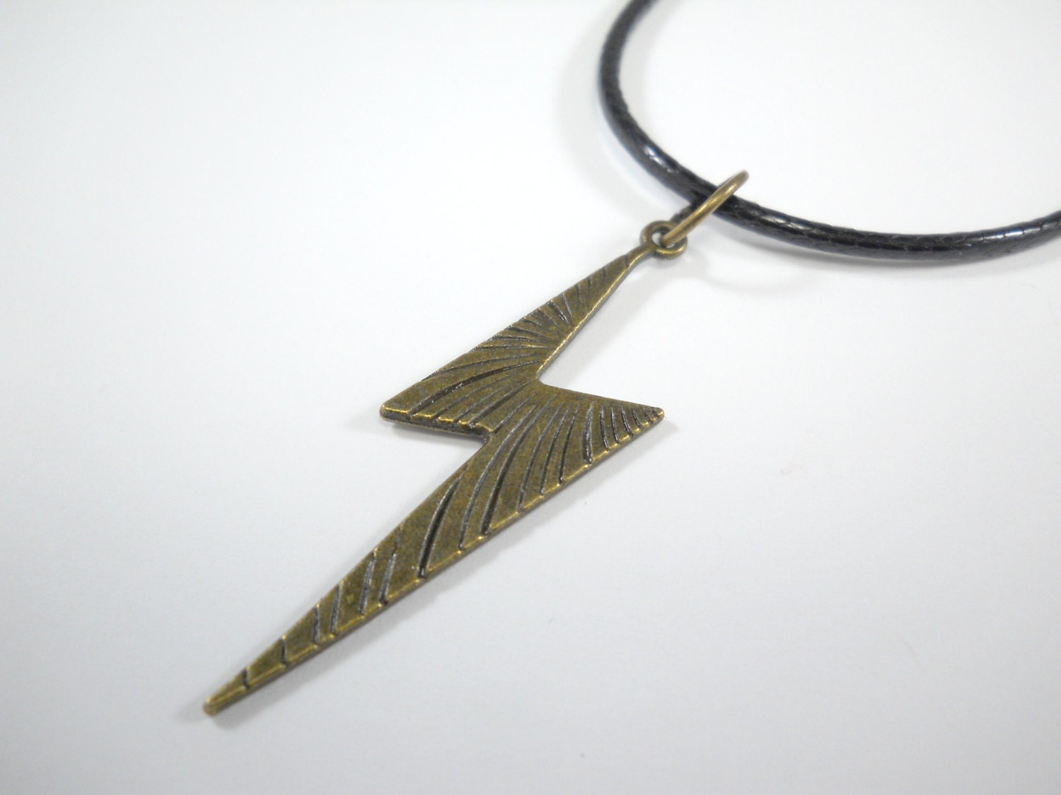 Antike Bronze Blitz Halskette, Halskette Für Männer, Frauen, Geschenk Frauen Antike Bronze Blitz Halskette, Halskette Für Männer, Frauen, Geschenk Frauen von JDsFashionJewelry