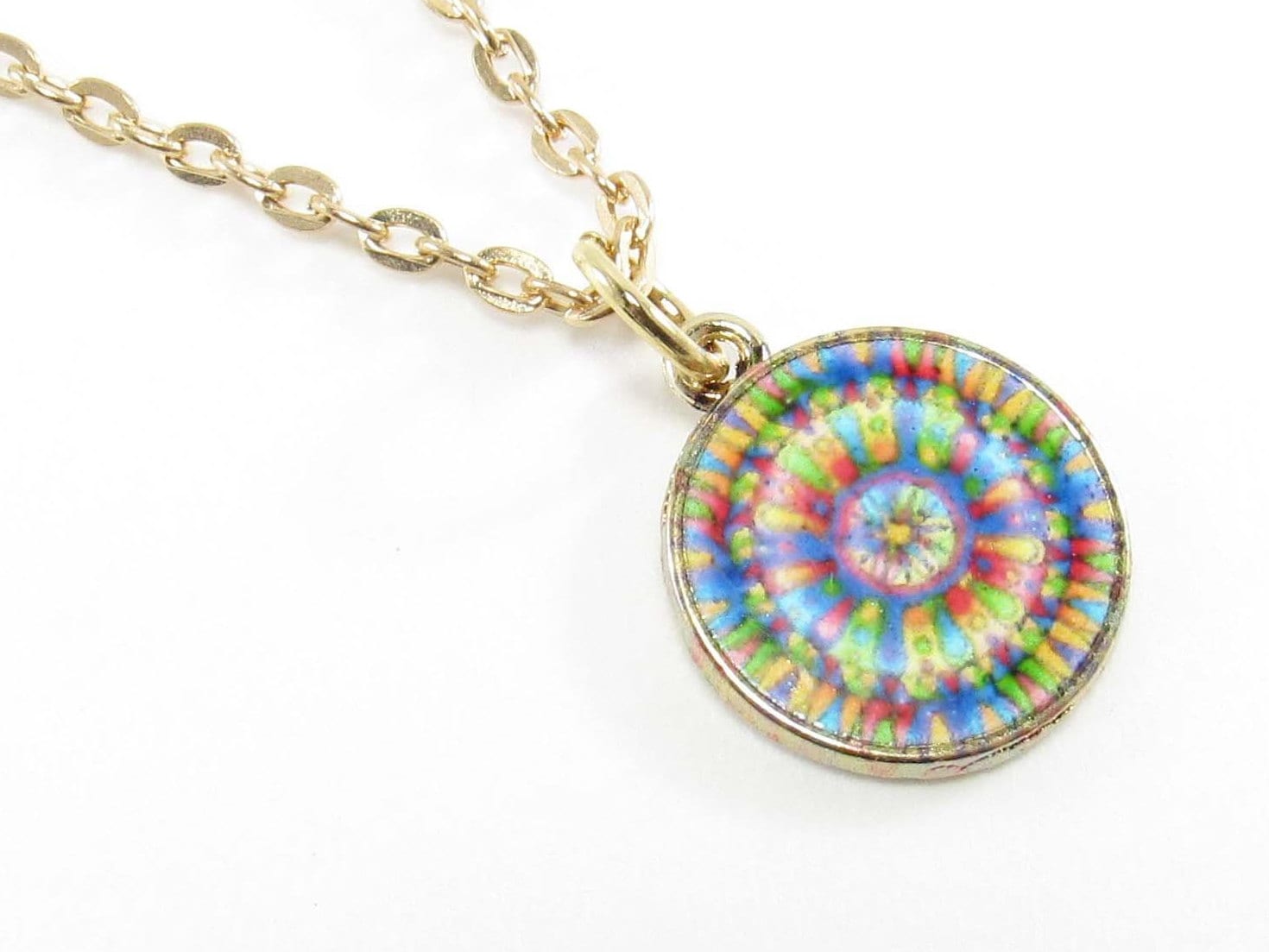 Glas-Buddhismus-Mandala-Design-Halskette, Gold-Farbener Spiritueller Anhänger, Chakra-Mandala-Anhänger, Herrenschmuck, Herren - Oder Damenkette Glas-Buddhismus-Mandala-Design-Halskette, Gold-Farbener Spiritueller Anhänger, Chakra-Mandala-Anhänger, Herrenschmuck, Herren - Oder Damenkette von JDsFashionJewelry