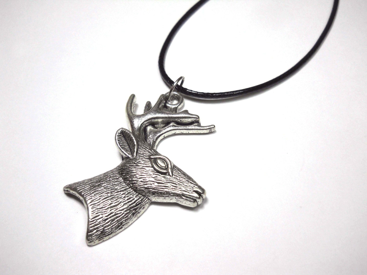 Hirschkopf Anhänger, Antik Silber Ton, Herren Halskette, Damen Schwarz/Braun Kunstleder Schnur Oder Wildleder Halskette Hirschkopf Anhänger, Antik Silber Ton, Herren Halskette, Damen Schwarz/Braun Kunstleder Schnur Oder Wildleder Halskette von JDsFashionJewelry