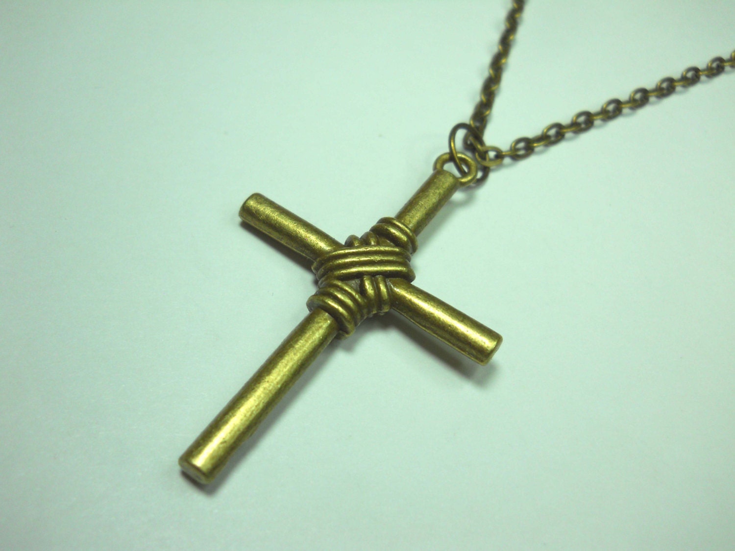 Knoten Kreuz Anhänger, Antik Gold Ton Oder Bronze Ton, Herren Halskette, Damen Halskette Knoten Kreuz Anhänger, Antik Gold Ton Oder Bronze Ton, Herren Halskette, Damen Halskette von JDsFashionJewelry