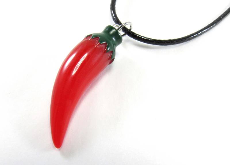 Red Hot Chili Pepper Anhänger, Rot Und Dunkelgrün, Harz Pfeffer Herren Halskette, Damen Schmuck, Halskette von JDsFashionJewelry