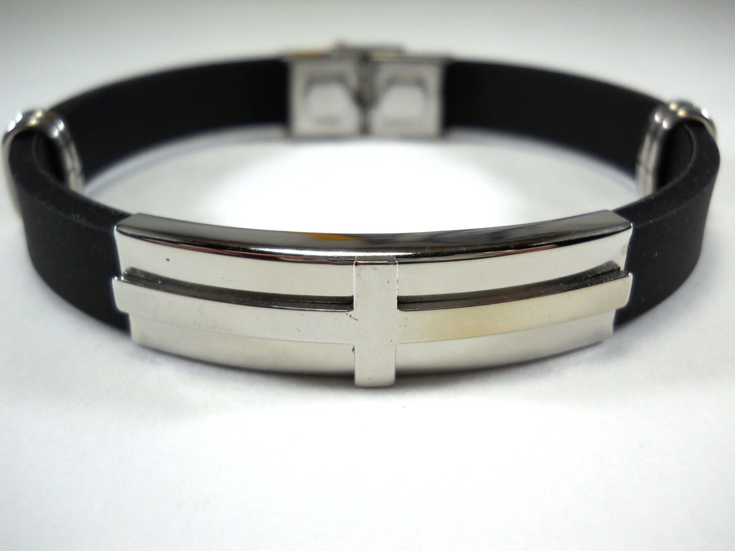 Schwarzes Silikon Und Edelstahl 304 Kreuzmuster 8 1/2 "Herrenarmband, Geschenk Für Männer, Modearmband, Herrenschmuck von JDsFashionJewelry