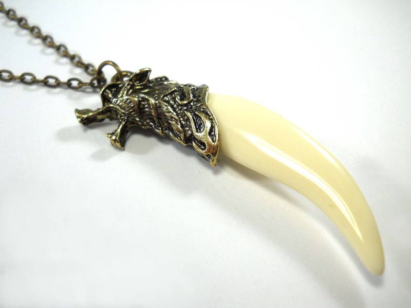 Wolf Kopf Resin Zahn Anhänger Halskette, Tier Schmuck, Halskette Für Männer, Herren Damen von JDsFashionJewelry