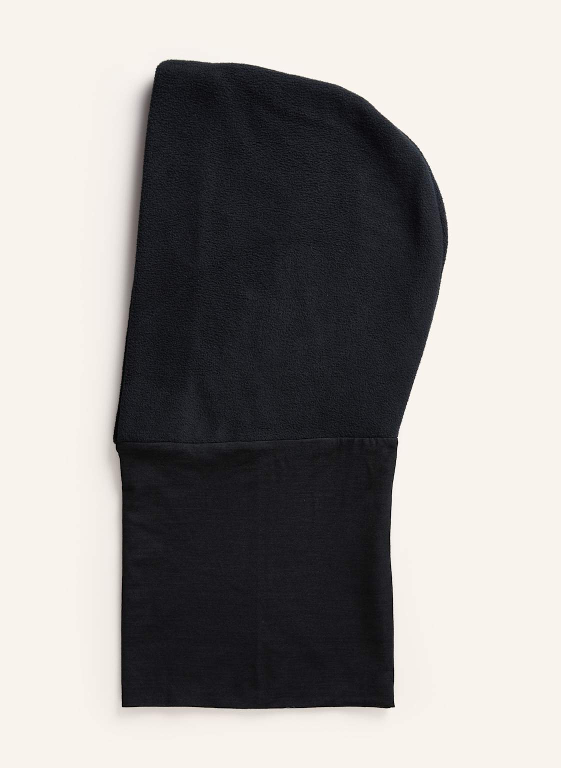 Jeanne Baret Fleecemütze Rochefort weiss von JEANNE BARET