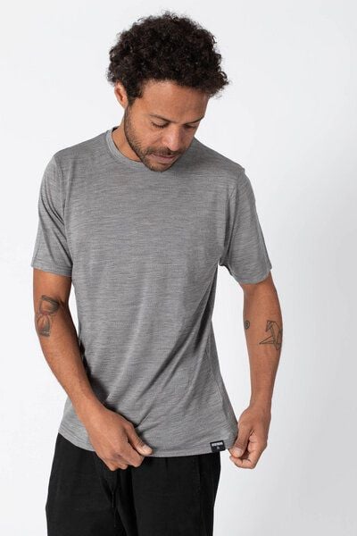 JECKYBENG The MERINO T-Shirt - Unisex aus 100% Merinowolle von JECKYBENG