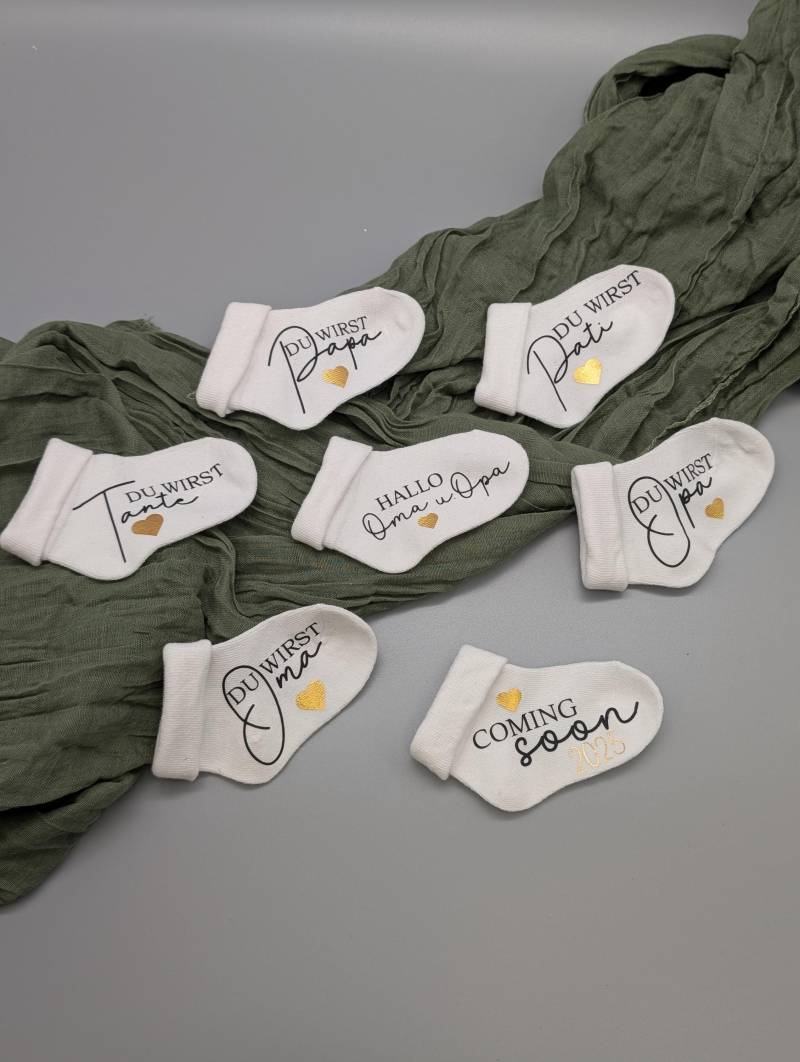 Schwangerschaftsverkündung I Babysocken Schwangerschaftsverkündung I Babysocken von JENMADEhandgemacht