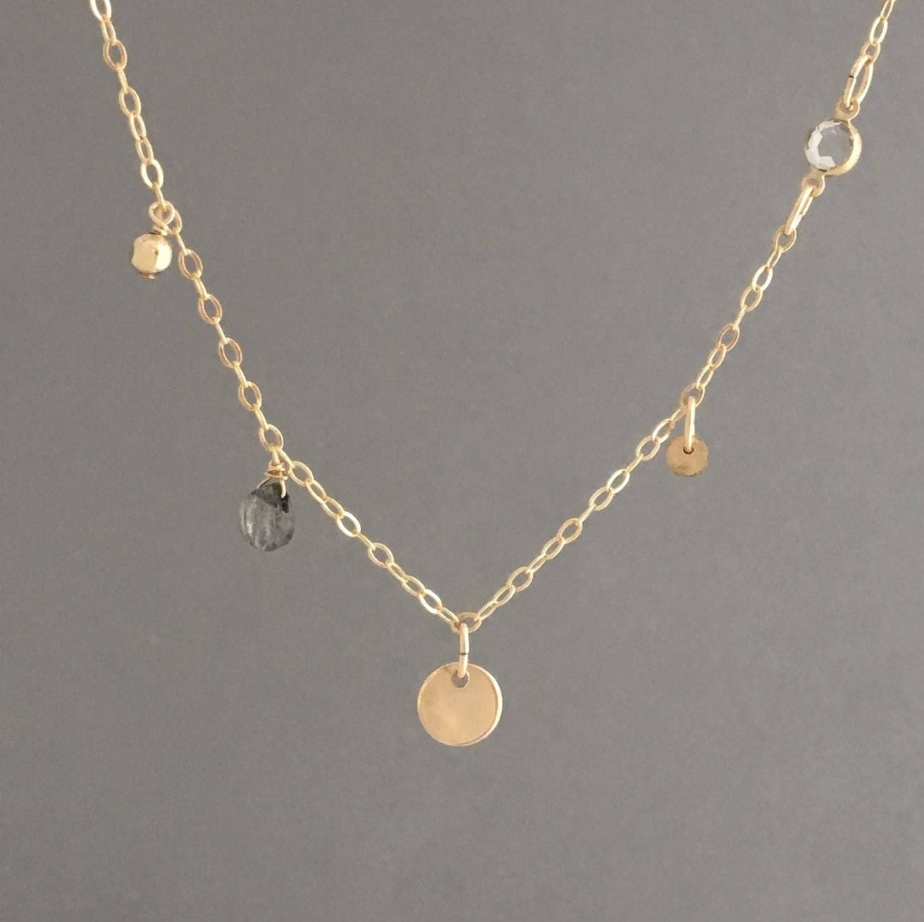 Gemischte Gold Scheibe Mit Labradorit Und Swarovski Kristall Halskette Auch in Sterling Silber Rose Füllen von JENNYandJUDE