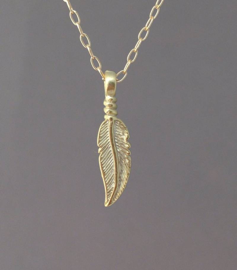 Niedliche Gold Feder Halskette Auch in Silber Erhältlich von JENNYandJUDE