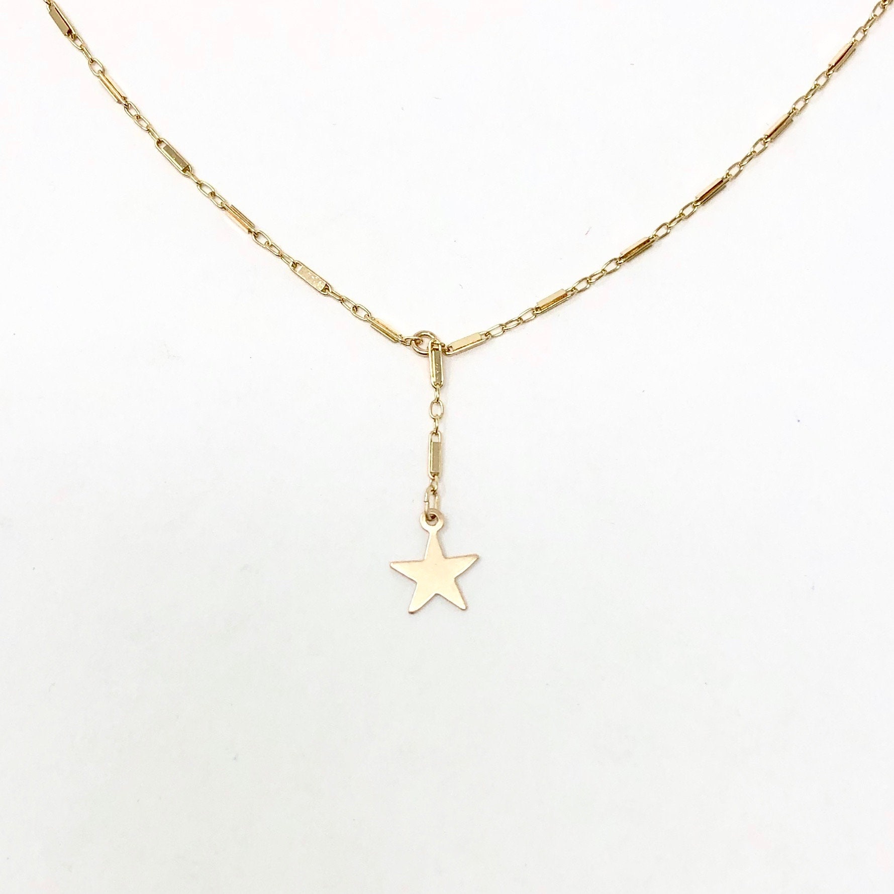 Single Star Bar Lariat Halskette in Gold Oder Silber Erhältlich von JENNYandJUDE