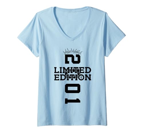 Damen RELIGIÖS Limited Edition 2001 Jesus 24. Geburtstag T-Shirt mit V-Ausschnitt von JESUS LOVES YOU BIRTHDAY DESIGNS & OUTFITS