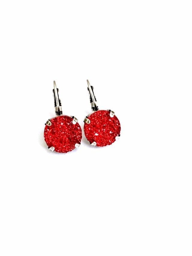 Rubin Hausschuhe Rot Faux Druzy 12mm Hängeohrringe Rubin Hausschuhe Rot Faux Druzy 12mm Hängeohrringe von JEWELSbyJamieLee