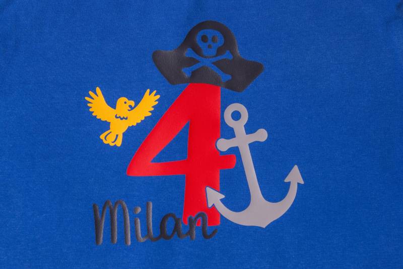 Geburtstagsshirt Pirat Seeräuber Mit Zahl Und Name , Geburtstag Shirt Personalisierung von JFFotoart