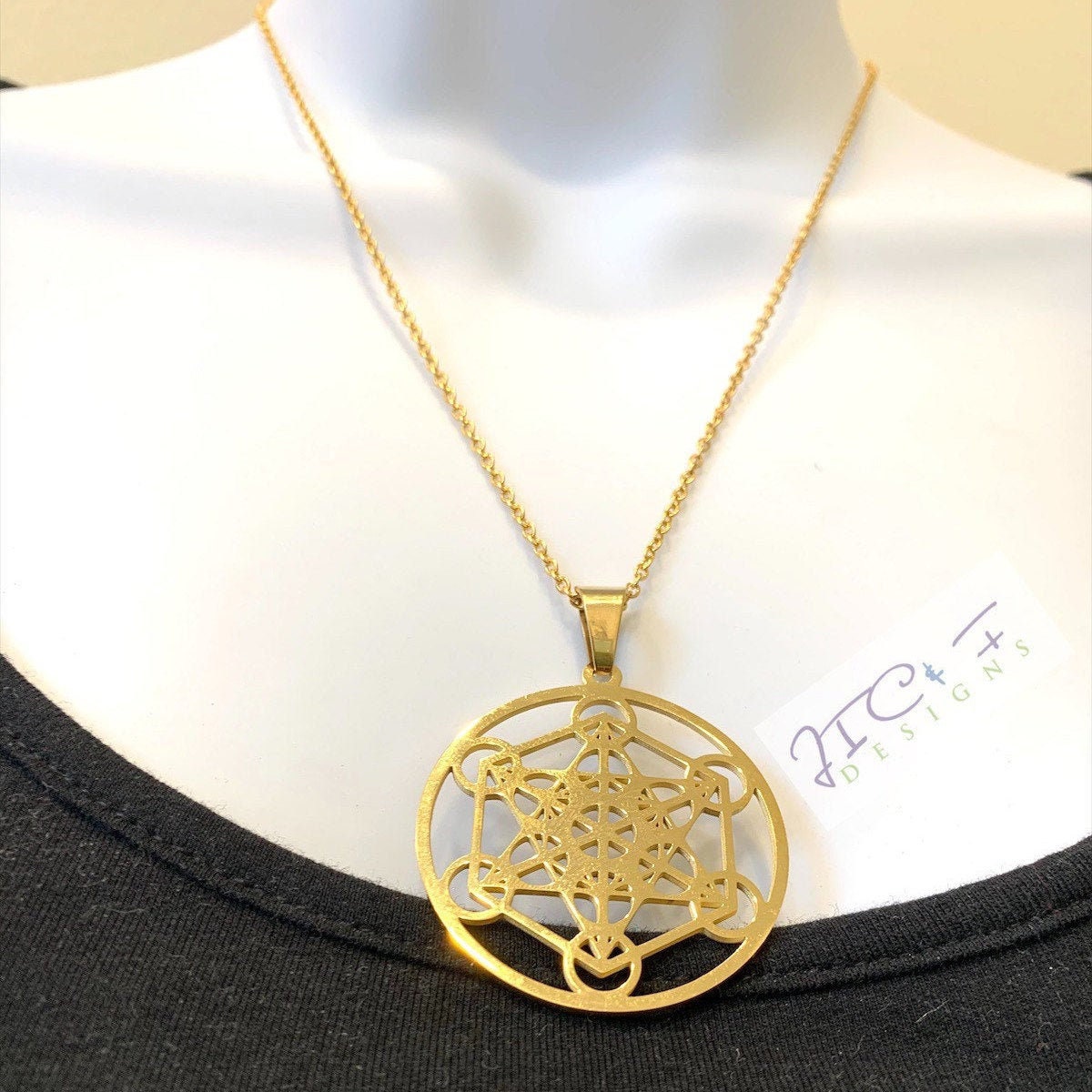 Vergoldete Merkaba Halskette Edelstahl Anhänger Heilige Geometrie Vergoldete Merkaba Halskette Edelstahl Anhänger Heilige Geometrie von JICFDesigns
