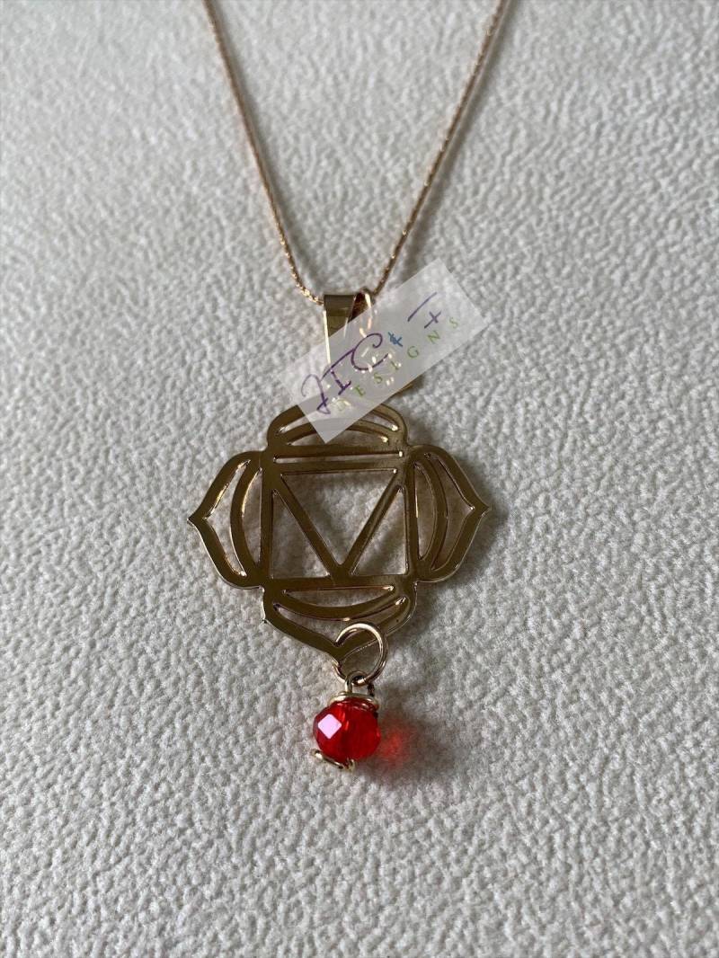 Wurzelchakra Halskette Gold Filled Kette, Roter Kristall, Muladhara Yoga Schmuck Wurzelchakra Halskette Gold Filled Kette, Roter Kristall, Muladhara Yoga Schmuck von JICFDesigns