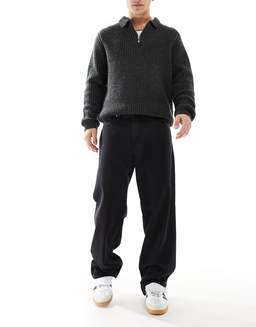 JJ Rebel - Baggy-Jeans in schwarzer Waschung von JJ Rebel