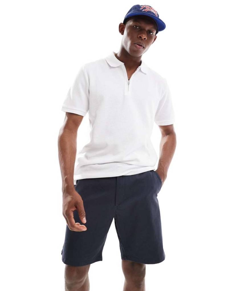 JJ Rebel - Chino-Shorts in Marineblau JJ Rebel - Chino-Shorts in Marineblau von JJ Rebel