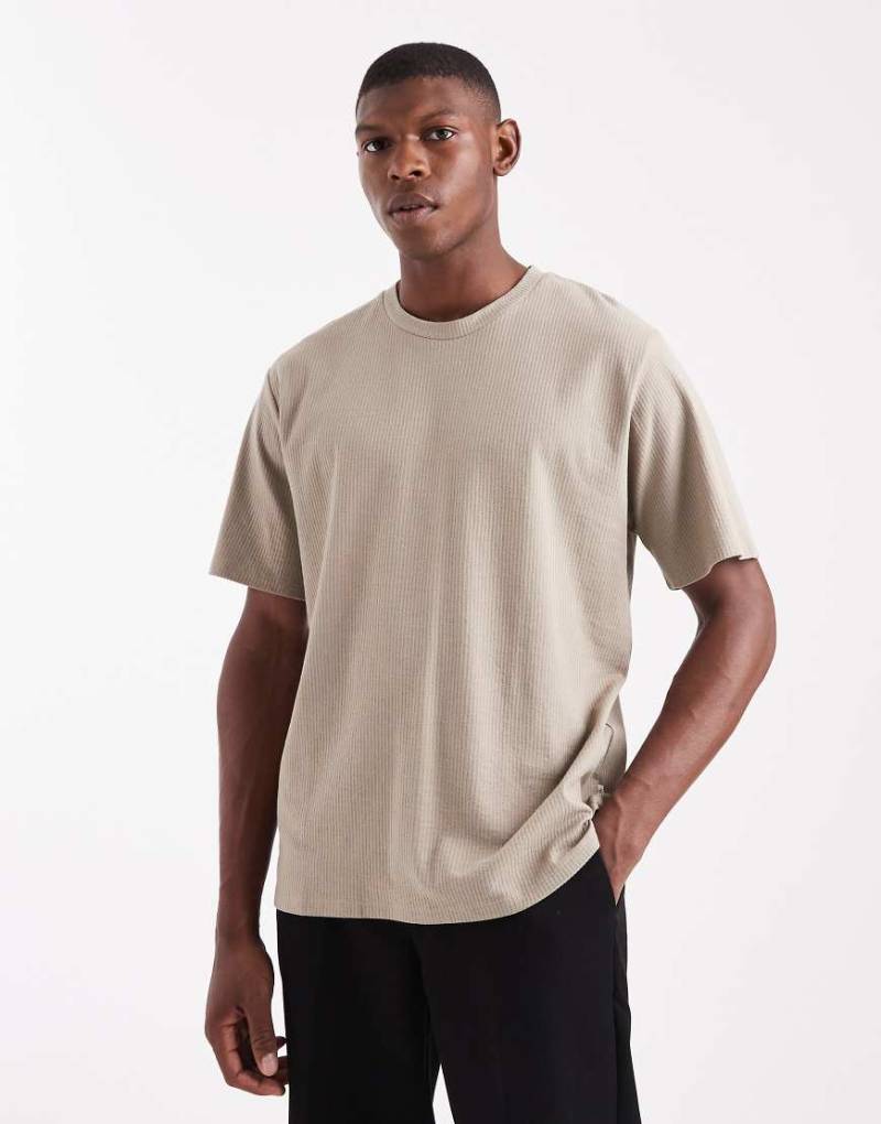 JJ Rebel - Geripptes T-Shirt in Beige-Neutral von JJ Rebel