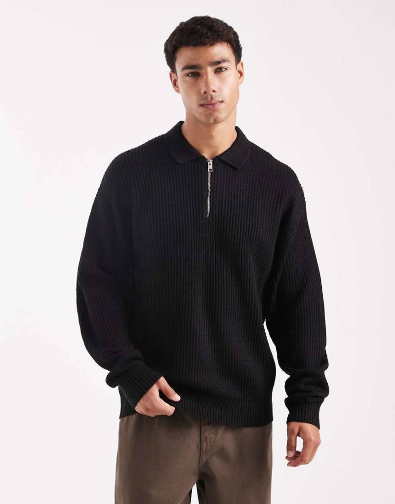 JJ Rebel - Oversize-Strickpullover in Schwarz mit Polokragen von JJ Rebel