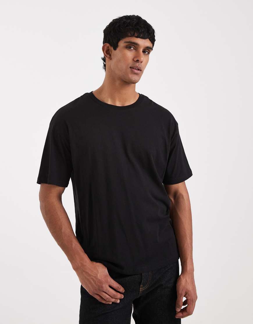 JJ Rebel - Oversize-T-Shirt in Schwarz von JJ Rebel