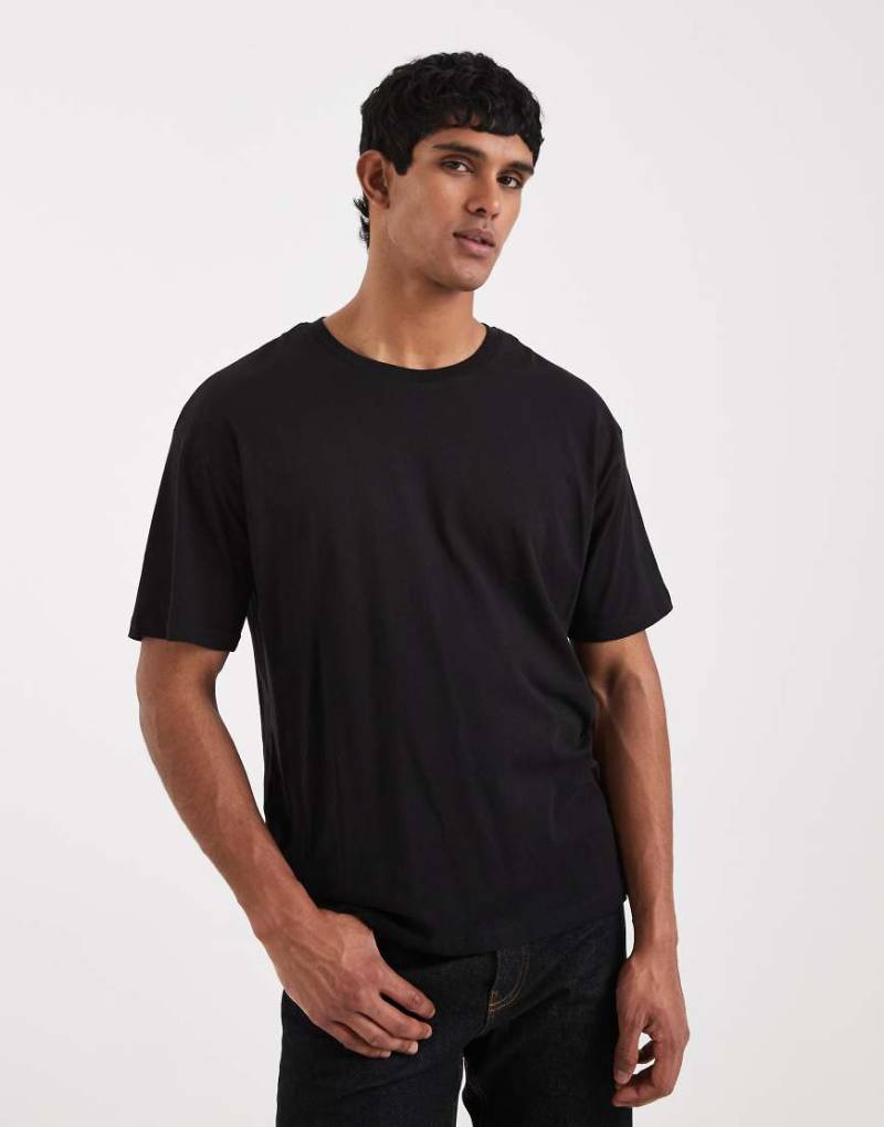 JJ Rebel - Oversize-T-Shirt in Schwarz von JJ Rebel
