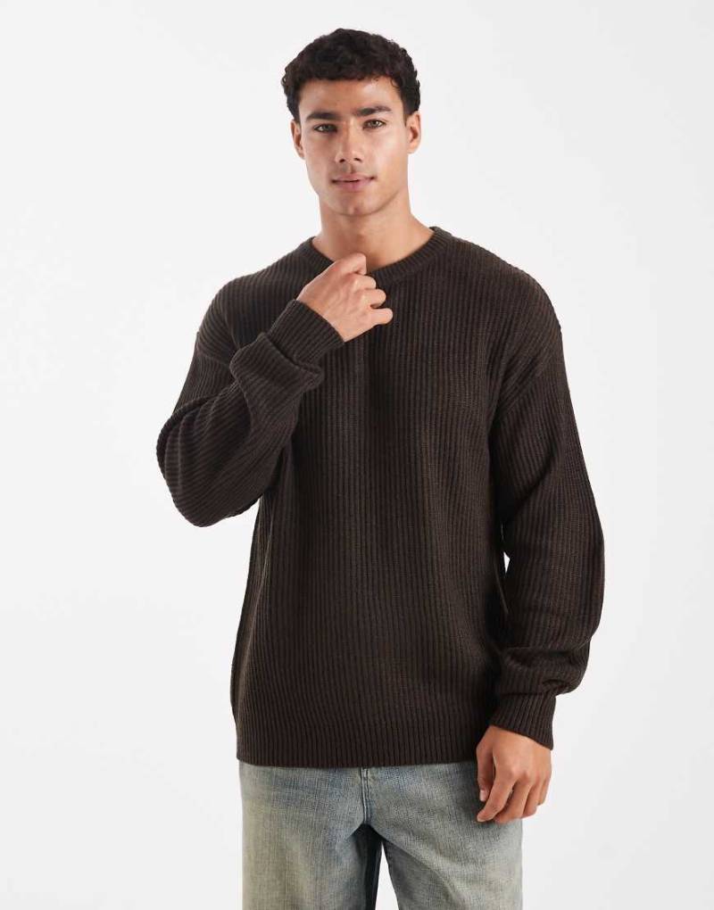 JJ Rebel - Strukturierter Oversize-Pullover in Braun von JJ Rebel