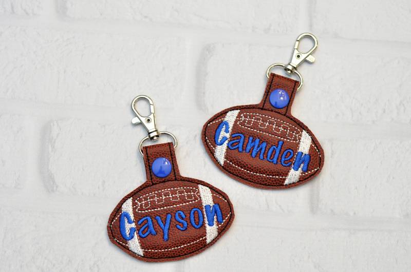 Fußball Schulrucksack Name Tag-Back To School Tag-Gepäckanhänger-Personalisierter Namensanhänger-Taschenanhänger Sport-Name Tag Für Rucksack Kinder von JJCuties