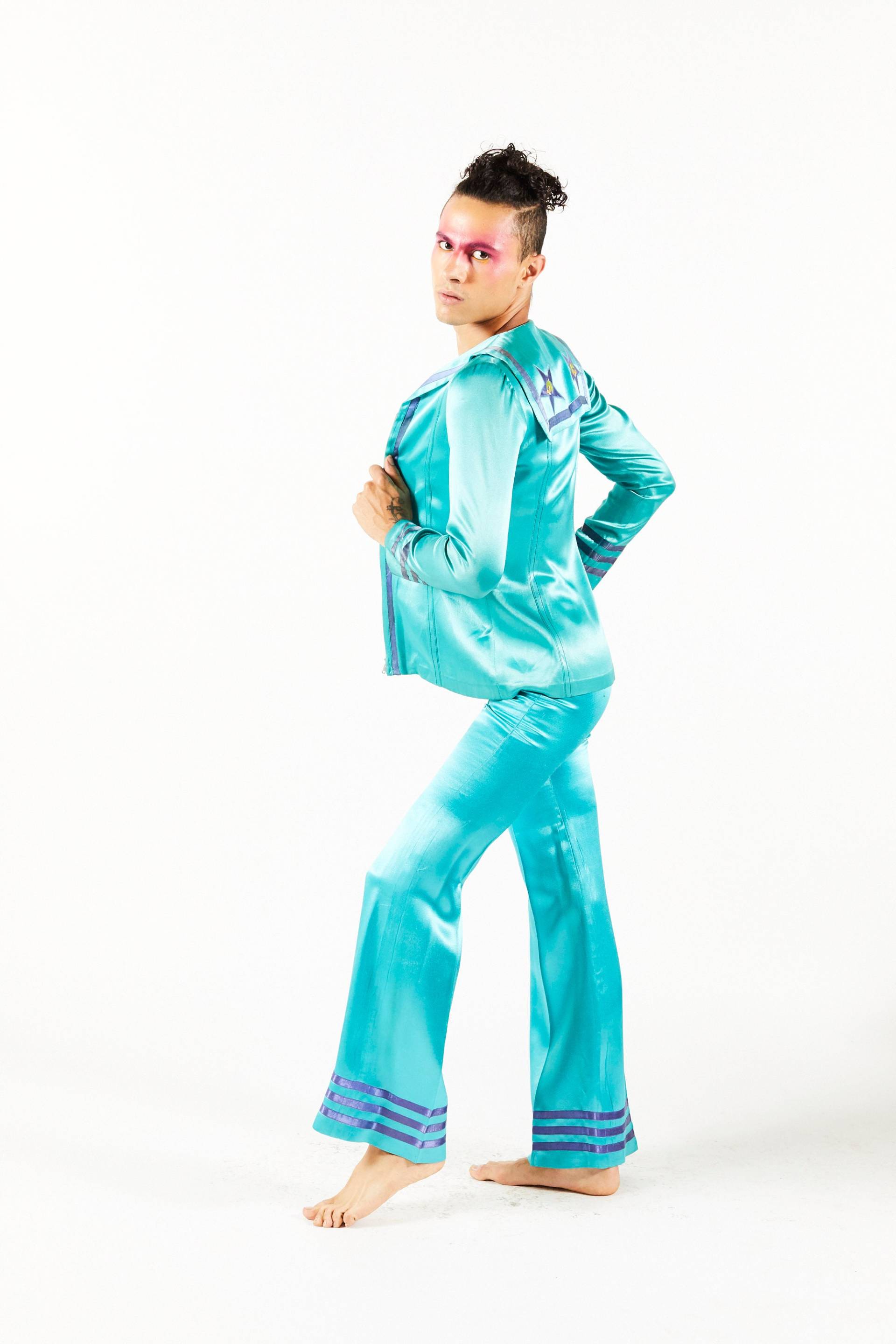 Aqua Wet Look Herr Freiheit Hose Und Jacke Mit Palm Tree Applikationen, Blaue Streifen Matrosenanzug - Bellbottom Hosen 70Er Jahre Jumping Jack Flash Aqua Wet Look Herr Freiheit Hose Und Jacke Mit Palm Tree Applikationen, Blaue Streifen Matrosenanzug - Bellbottom Hosen 70Er Jahre Jumping Jack Flash von Items111111111