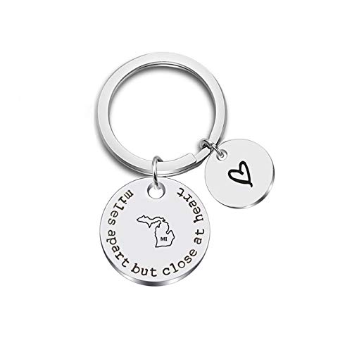 JJTZX Miles Apart but Close at Heart United States Schlüsselanhänger Umzug Geschenk Wegfliegen Geschenk Langstrecken-Beziehung Geschenk - Wei� - Medium von JJTZX