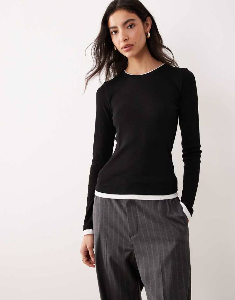 JJXX - Doppellagiges, langärmliges T-Shirt in Schwarz von JJXX