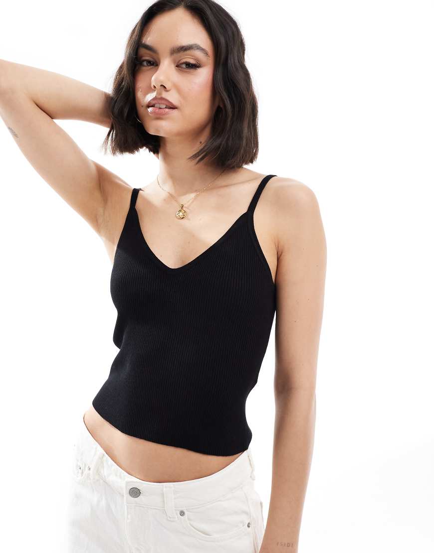 JJXX - Geripptes Trägeroberteil aus Strick in Schwarz von JJXX