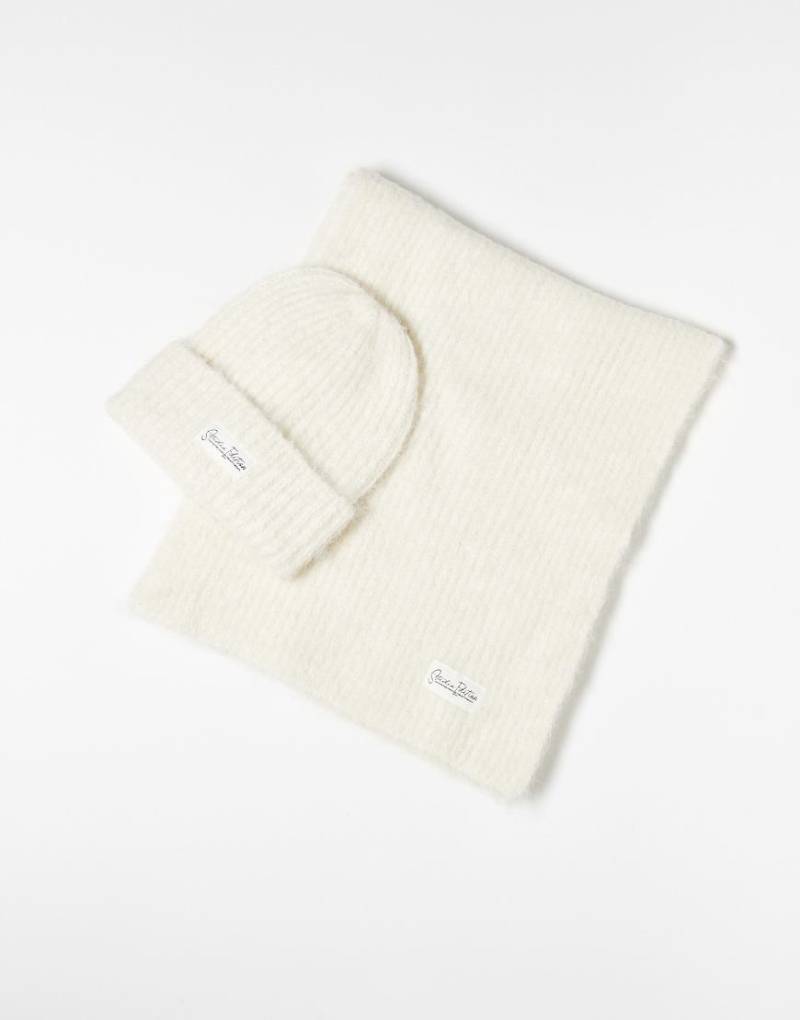 JJXX - Geschenkset aus Schal und Strickmütze in Creme mit Geschenkbox-Weiß von JJXX