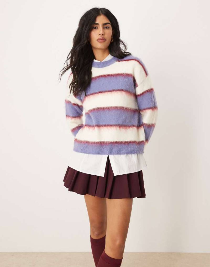 JJXX - Gestreifter Strickpullover in Blau und Cremeweiß von JJXX