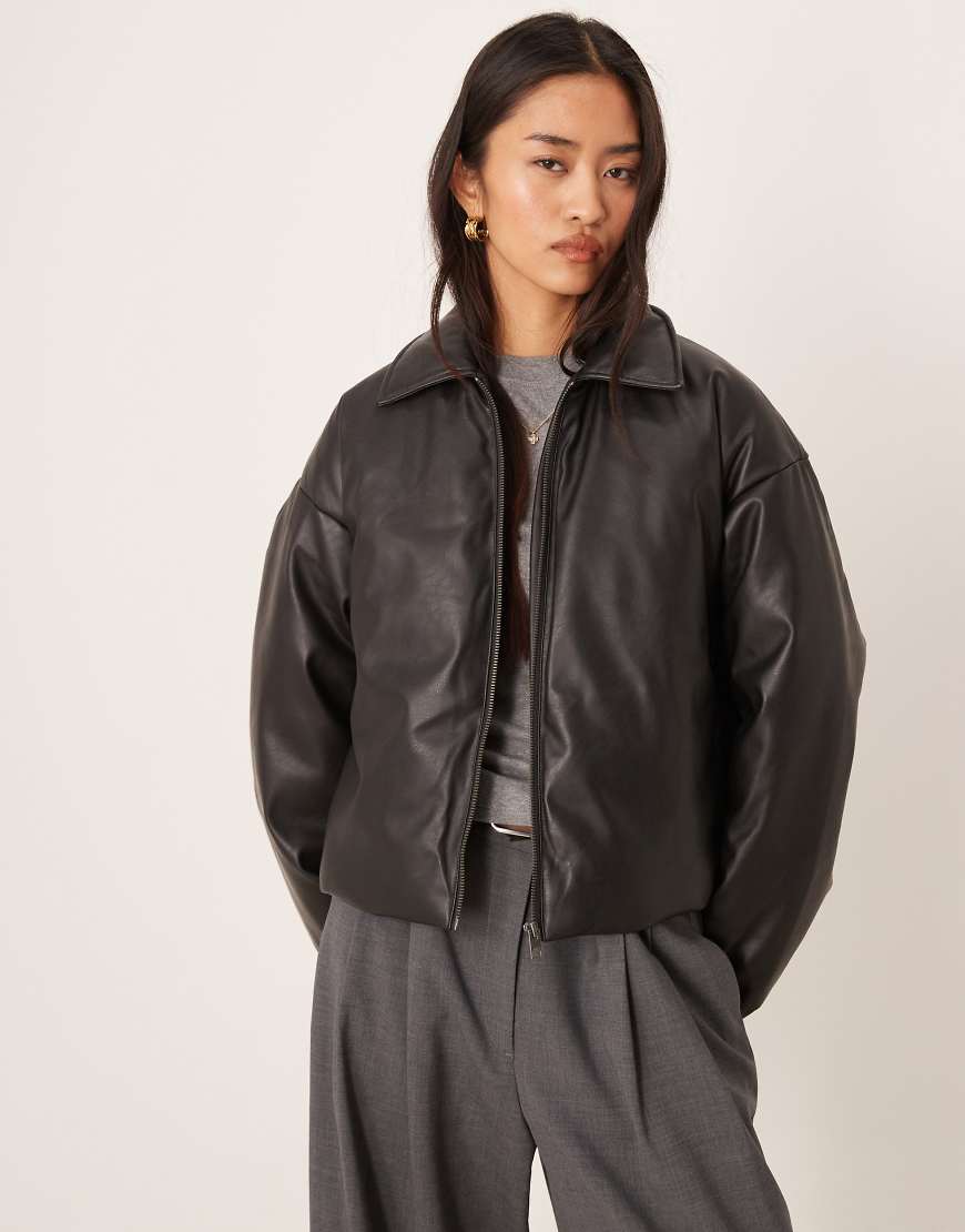 JJXX - Jacke aus Kunstleder in Schwarz mit Reißverschluss von JJXX