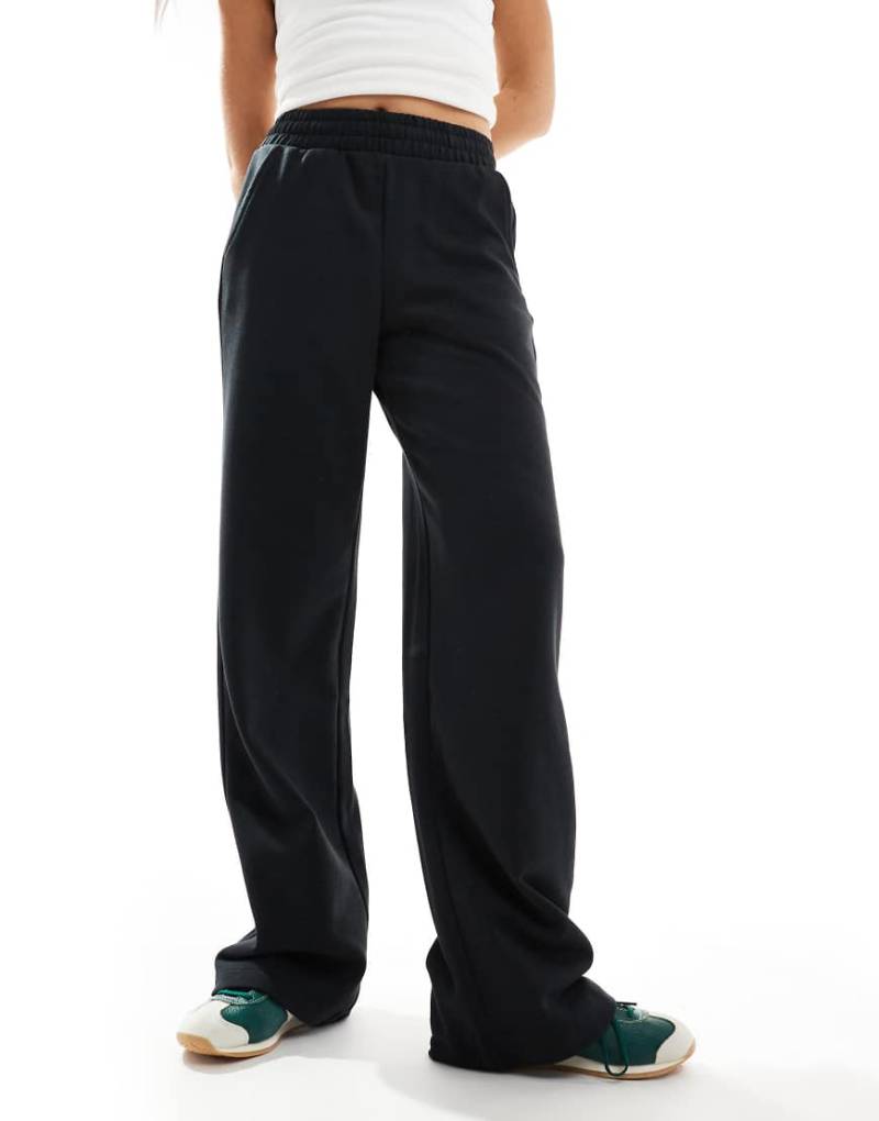 JJXX - Jogginghose aus Sweatstoff in Schwarz mit weitem Bein von JJXX