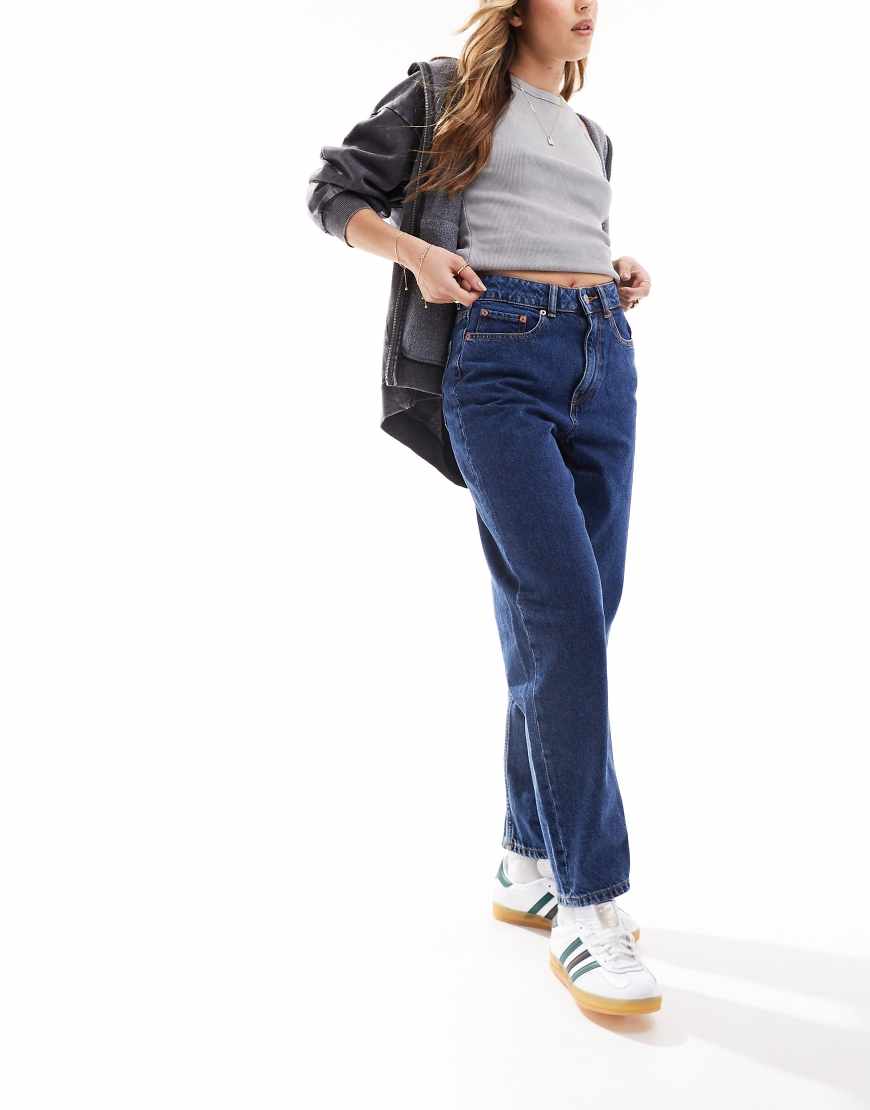 JJXX - Lisbon - Mom-Jeans in dunkelblauer Waschung von JJXX