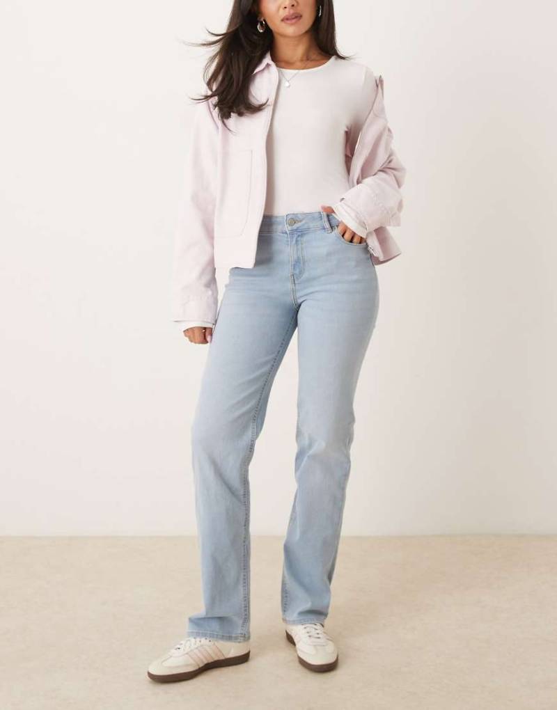 JJXX - Nice - Schmale Straight Jeans in Hellblau von JJXX