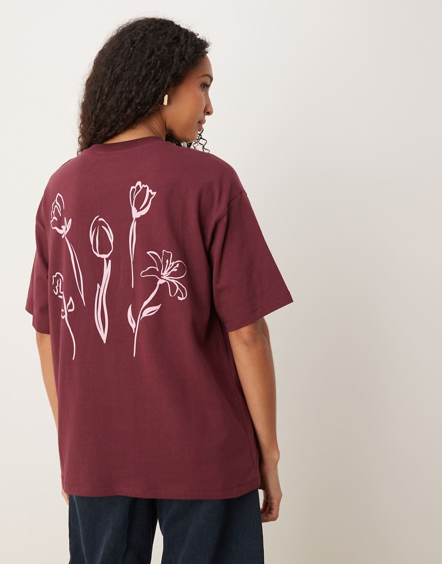 JJXX - Oversize-T-Shirt in Burgunderrot mit Blumen-Grafikprint am Rücken von JJXX
