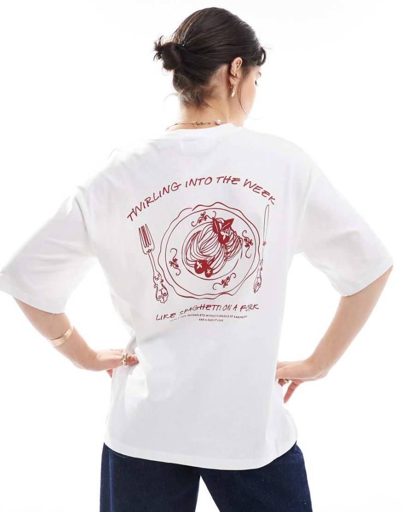 JJXX - Oversize-T-Shirt in Weiß mit Spaghetti-Print hinten von JJXX