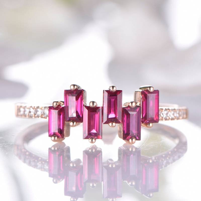 Antique Lab Ruby Wedding Band Halb Eternity Bridal Ring Anniversary Stacking 14K White Gold Retro Promise Stack von JJewelryCrafts