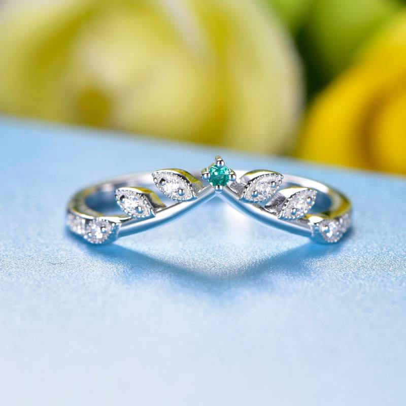 Kunst Marquise Hochzeit Band Halbe Ewigkeit Diamant Retro Stapeln Ring Micro Pave 14K Weißgold Smaragd Krone Hochzeitsband von JJewelryCrafts